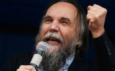 «КВН — это ядовитая матрица вырождения»: Дугин призвал запретить в России все развлечения, кроме двух вещей