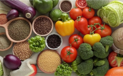 Ешьте и очищайтесь: раскрыты продукты, которые помогают детоксикации организма и замедляют старение — советы эксперта по правильному рациону