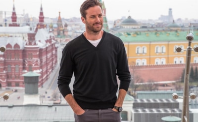 Арми Хаммер распродает имущество, чтобы выжить: звезда Голливуда на грани финансового краха – у потомка нефтяного магната нет денег даже на бензин