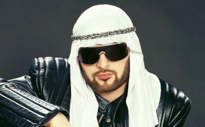 Прогулял концерт и попал под следствие: Мистер Кредо обвинен в мошенничестве на миллионы рублей – исполнителю хита «Чудная долина» запретили выезд из страны