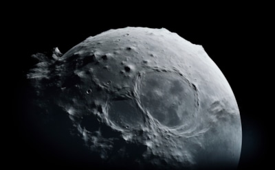 Лунные вулканы извергались дольше, чем считалось ранее: новые данные о продолжительной активности — доказательства в виде стеклянных бусин