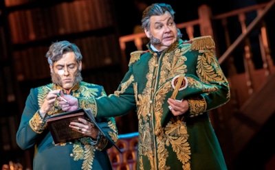 Звезда мюзиклов погасла: умер Александр Голубев – исполнителя хита «Белль» из «Нотр-Дам де Пари» не стало в 57 лет