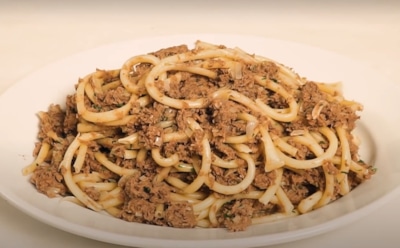 Макароны по-флотски с отварной голяшкой и сливочным маслом: секреты приготовления от шефа Ивлева — как придать простому блюду незабываемый вкус