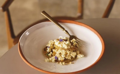 Свекла с медом, творогом и орехами: оригинальный рецепт, который удивит гостей — как приготовить необычное блюдо с белой свеклой