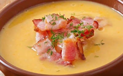 Гороховый суп с копченым беконом: традиционный рецепт аппетитного угощения без масла — насыщенный вкус, способный согреть в холодные дни