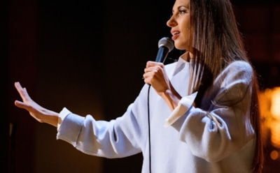 Виктория Складчикова неожиданно объявила о замужестве: звезда стендапа впечатлила необычной свадьбой