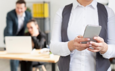 Эффективное повышение мотивации сотрудников: сокращение времени с гаджетами и простая альтернатива — улучшение психического здоровья