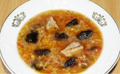 Вегетарианский харчо с черносливом и орехами: оригинальная вариация классического грузинского супа — насыщенный вкус без мяса