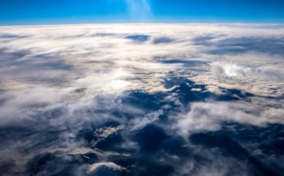 Озоновая дыра над Антарктидой сокращается: данные ученых указывают на улучшение экологической ситуации — полное восстановление ожидается в 2060-х годах