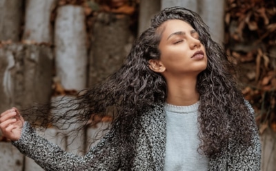 Осенью волосы особенно уязвимы: советы эксперта по сохранению здоровья и блеска — увлажнение и питание