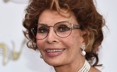 «Мэрилин Монро ее мизинца не стоит»: Никас Сафронов объяснил феномен Софи Лорен – кинозвезде исполнилось 90