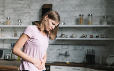 Изжога и отрыжка подают сигнал: скрытые признаки болезни — врачи предупреждают о рисках