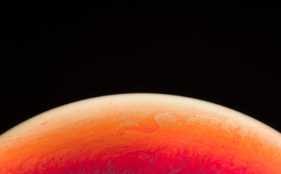 Вопросы о красном смещении: новые взгляды на Вселенную — неожиданное объяснение космических явлений