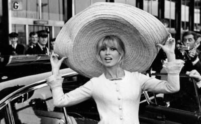 Брижит Бардо отмечает 90-летие: как во Франции празднуют юбилей легенды кино