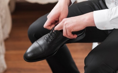 Тянем-потянем и в итоге растянем: решение проблемы с тесной обувью — практичные лайфхаки из народа