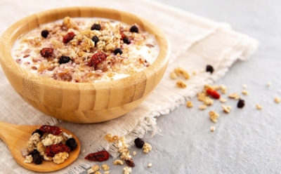 Овсянка может навредить: кому стоит быть осторожным с популярной кашей — комментарии эксперта