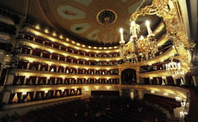 Большой театр наступил на горло спекулянтам: нелегальной  продаже билетов положен конец