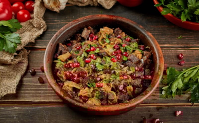 Куриные потрошки по-грузински: аппетитное блюдо с ароматными травами и гранатом — готовим кучмачи