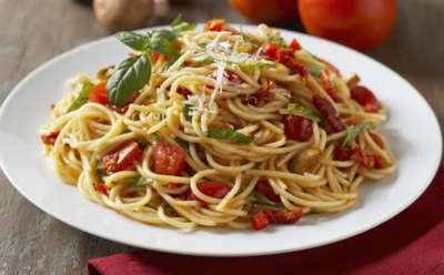 История макарон: от Древнего Китая до итальянской пасты — как появился любимый продукт