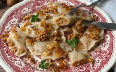 Удивите окружающих оригинальным блюдом: пельмени с грецкими орехами — угощение для гурманов