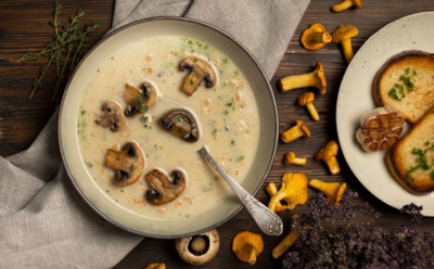 Суп-пюре из грибов в мультиварке: 2 способа приготовления — сливочная нежность и лесной аромат