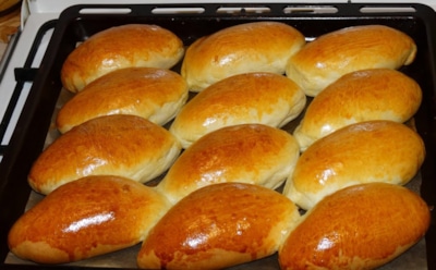 Теперь не просто анекдот: знаменитые «пирожки без никто» — без лишних хлопот и начинки