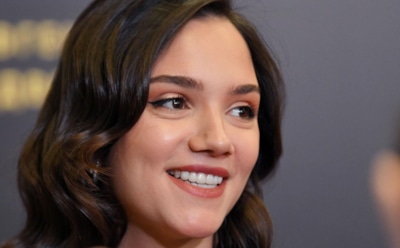 Внезапная замена в шоу «Ледниковый период»: Евгения Медведева стала новой ведущей вместо Алины Загитовой