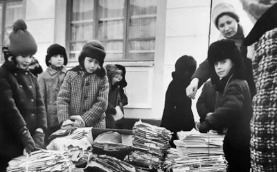 Сбор макулатуры в СССР: от школьных соревнований до редких книг — как вторсырье становилось важной частью жизни