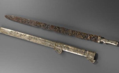 Липовая артефакторика: археологи выявили фальсификацию древних находок — персидские мечи оказались поддельными