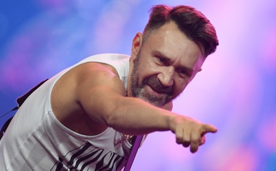 «Не пил целый месяц и обиделся»: Сергей Шнуров не отдает 140 млн рублей после отмены концерта