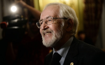 Василий Ливанов введен в кому: последние новости о состоянии советского Шерлока Холмса