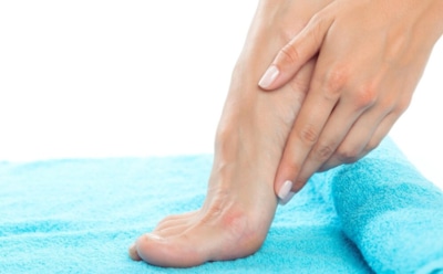 Пяточная шпора больше не беспокоит: избавляемся от боли народными методами — растительные средства и изменения в рационе