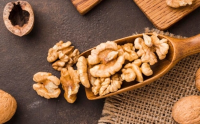 Скорлупа — не помеха: как легко и быстро очистить грецкие орехи — проверенные методы