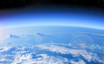 Восстановление озонового слоя: позитивные прогнозы и долгий путь к успеху — защита от солнечного излучения