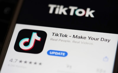 Судебное разбирательство раскрыло: TikTok вызывает зависимость у детей за 35 минут