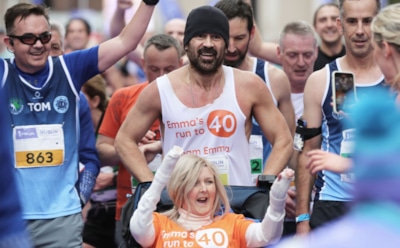 Колин Фаррелл пробежал Дублинский марафон ради подруги с «кожей бабочки»