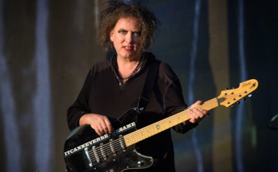 Легендарная группа The Cure вернулась с первым за 16 лет альбомом: как восприняли внезапную пластинку критики