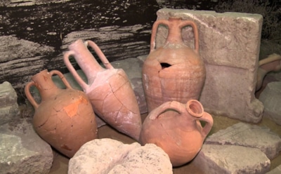 Древнее поселение в Израиле: храм с сосудами и гончарные печи — археологическое открытие 5-тысячелетней давности