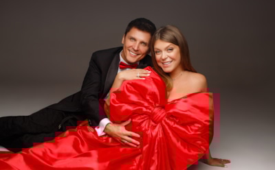 Акула поделилась радостью от рождения дочери: 40-летняя певица впервые стала матерью