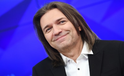 Пластический хирург раскрыла секрет молодости Дмитрия Маликова: без пластики и сложных процедур