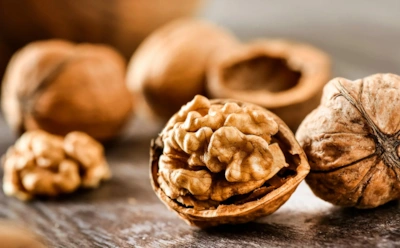 Орехи и их хранение: как сберечь пользу надолго — важные советы и хитрости