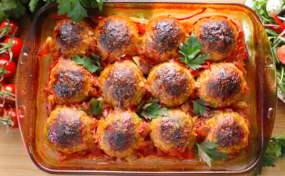 Тефтели в духовке: простой рецепт с хрустящей корочкой — секреты идеального блюда