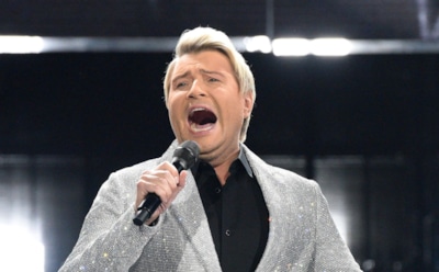 Беспредел в эфире: Николай Басков обматерил члена жюри в шоу «Ну-ка, все вместе!»