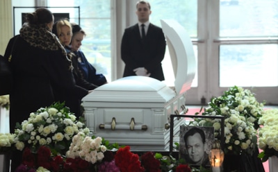 В Москве простились с Владимиром Левкиным: последний путь звезды «На-На»