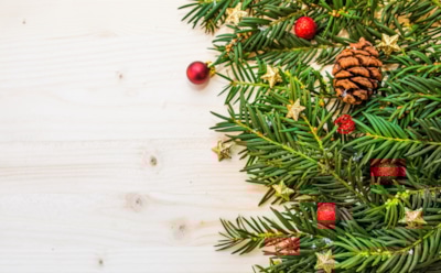 Экономно и вкусно: собираем новогодний стол на троих в 2025-м за 6 тысяч рублей