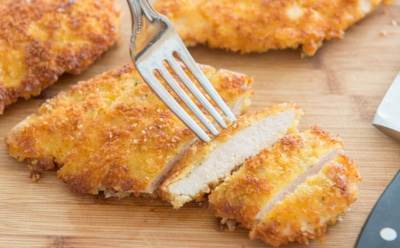 Куриные отбивные с греческим колоритом: ароматный маринад и пикантные специи — секрет вкусного блюда