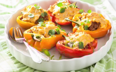 Жюльен с ананасом в перце: необычный рецепт с рисом и сыром — яркое блюдо для вашего стола