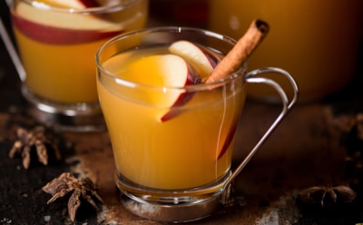 Трезвый «Тодди»: согревающий безалкогольный коктейль с пряностями — история и рецепт