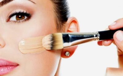 Тональный крем без ошибок: как выбрать идеальное покрытие — советы для макияжа без изъянов