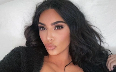 Ким Кардашьян первой в мире получила робота-гуманоида Tesla Optimus и оказалась в полиции